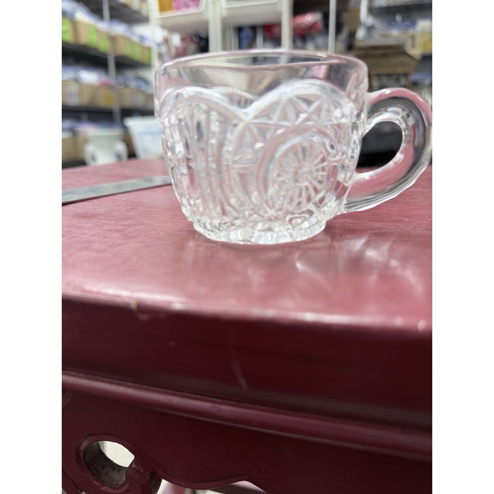 LE Smith Aztec Embossed Clear Glass Round Flat Punch‎ Cup 2.25" Pinwheel